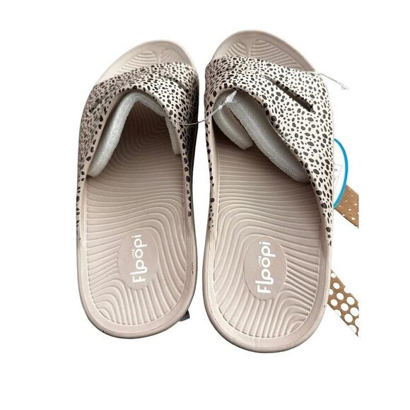 FLOOPI Leopard Sandals Flip Flops Comfort Slide Size 9 BRAND NEW - Picture 10 of 12